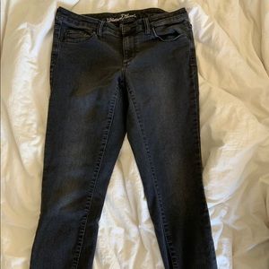 black skinny jeans